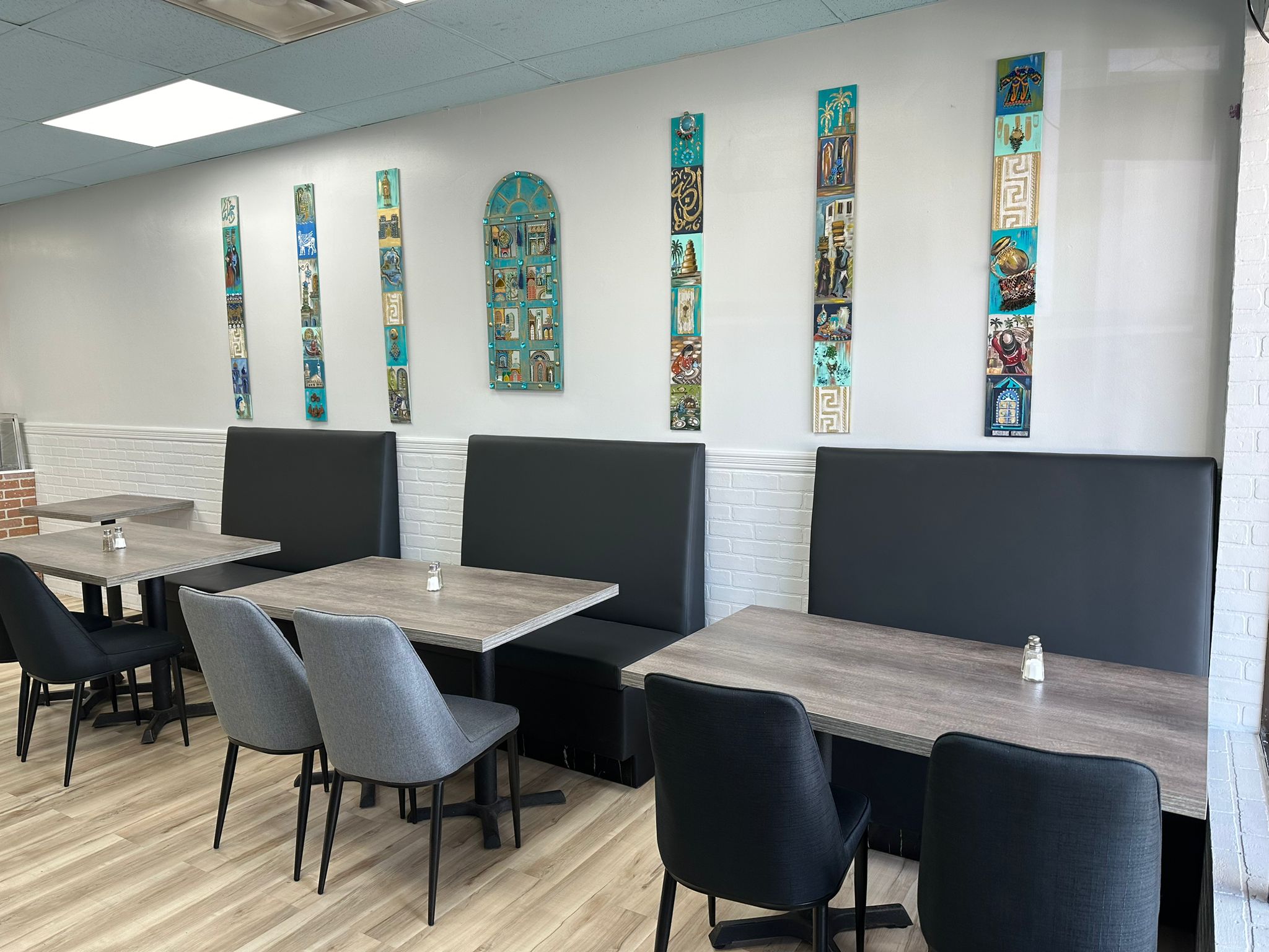 Dijla Restaurant interior - Authentic Iraqi & Persian food in Mississauga
